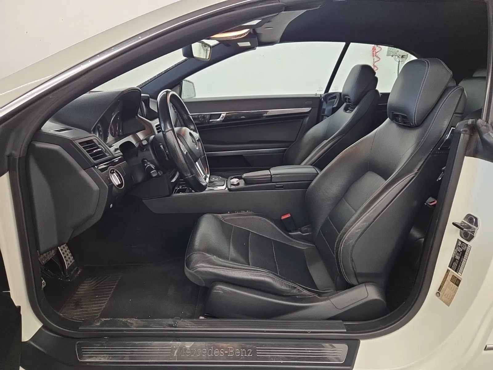 Front Interior Photo