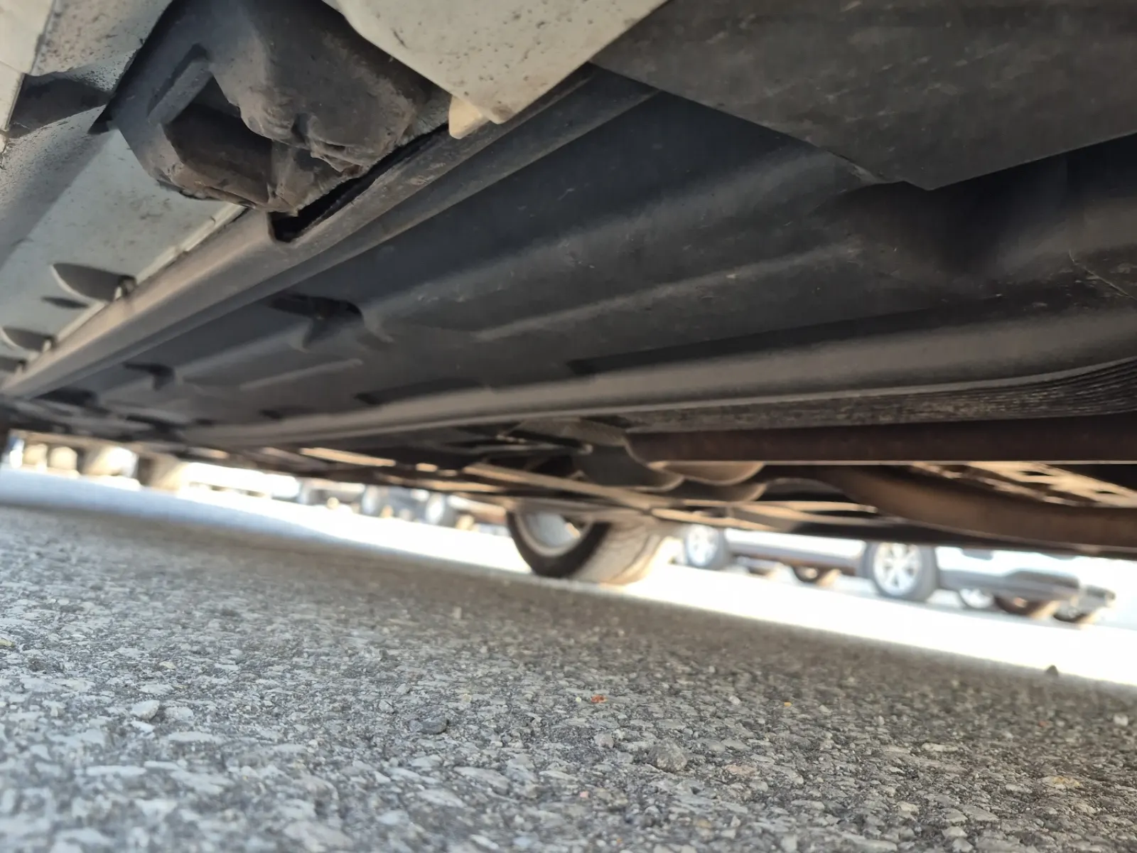 Undercarriage - Passenger Photo