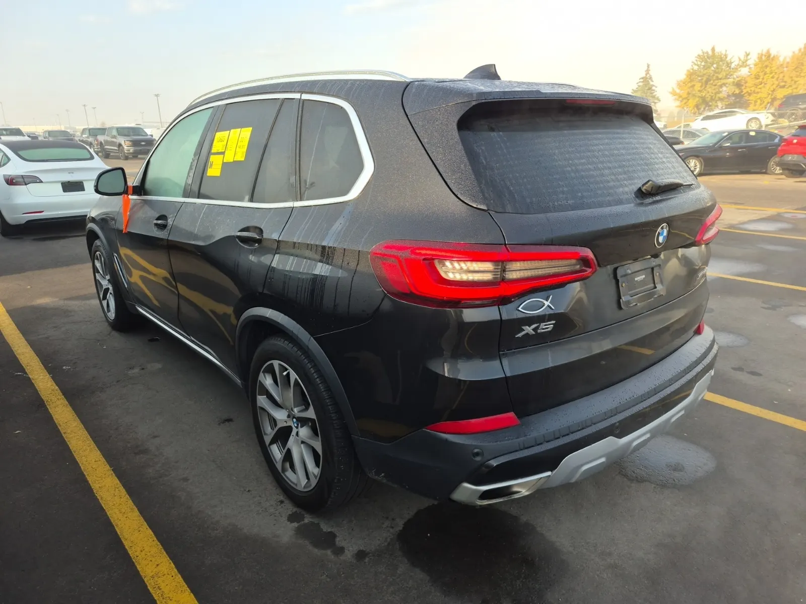 Driver Rear 3/4 Photo