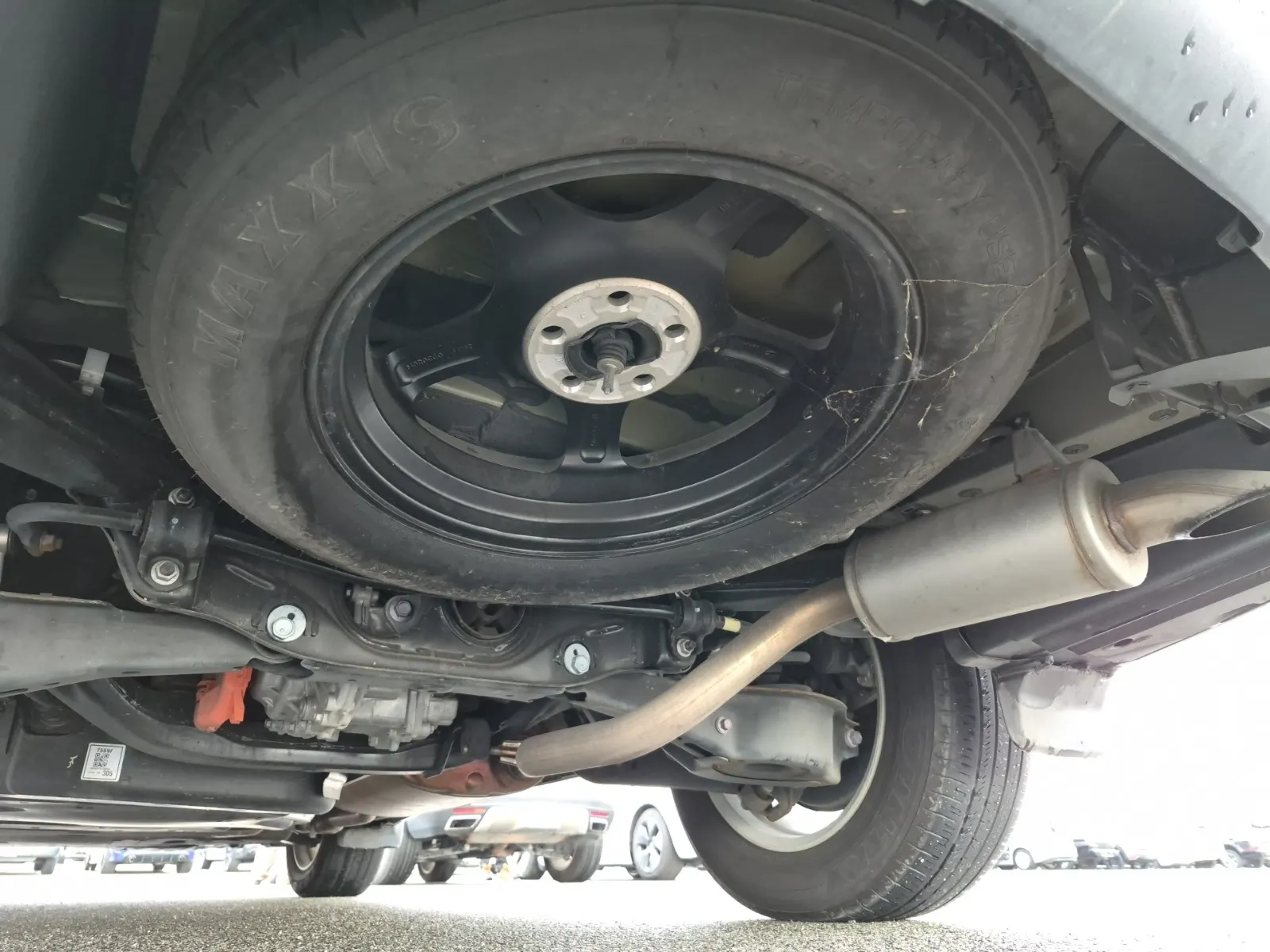 Spare Tire & Wheel Photo