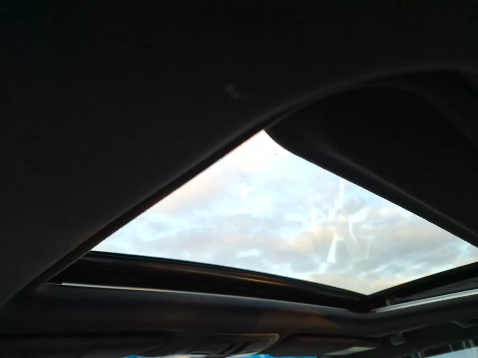 Interior Roof Photo