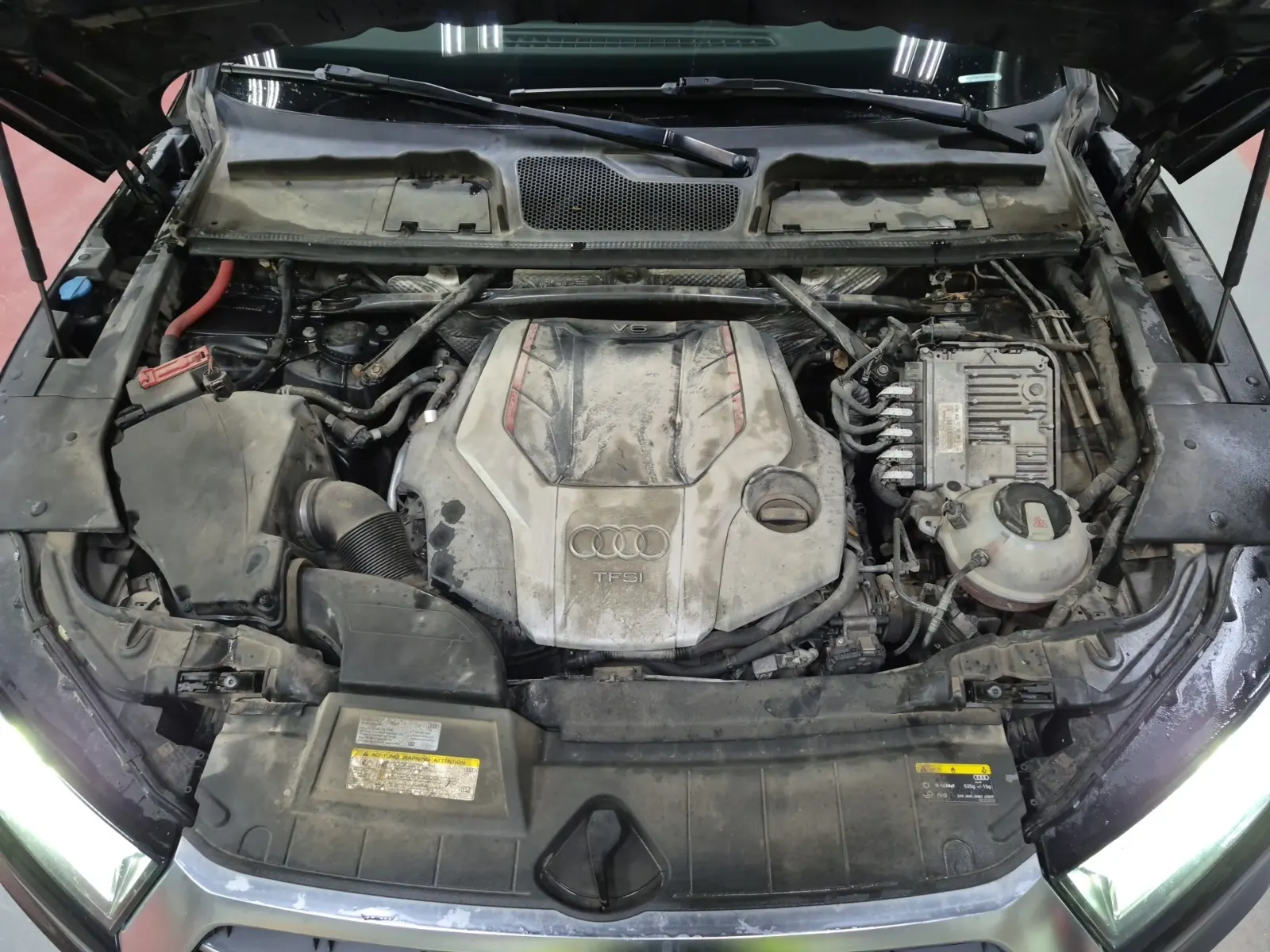 Engine Photo