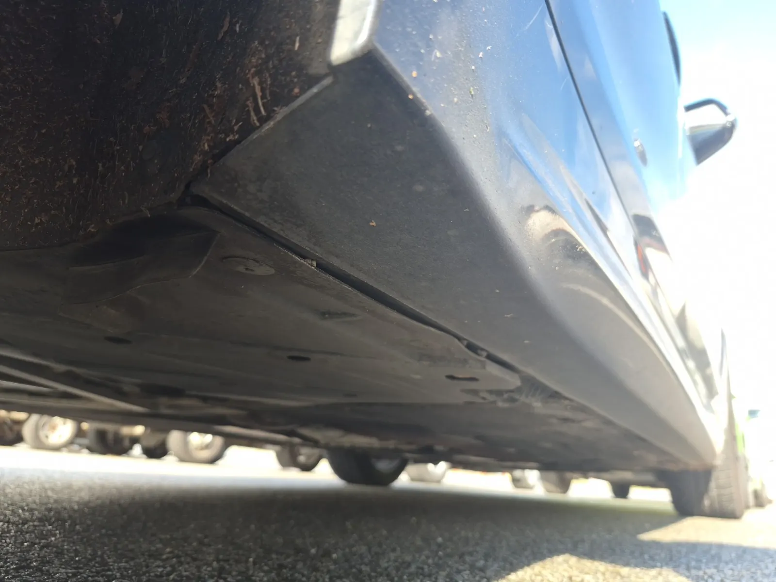Undercarriage - Passenger Photo