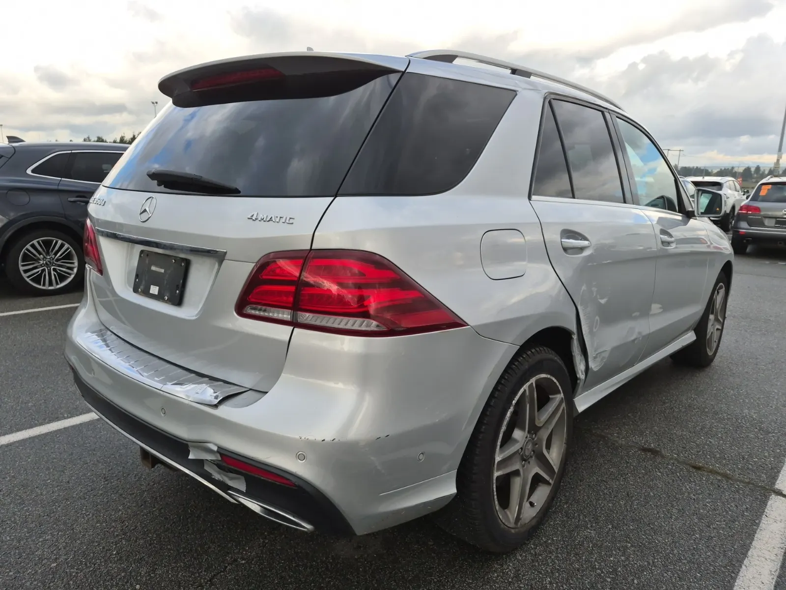 Passenger Rear 3/4 Photo