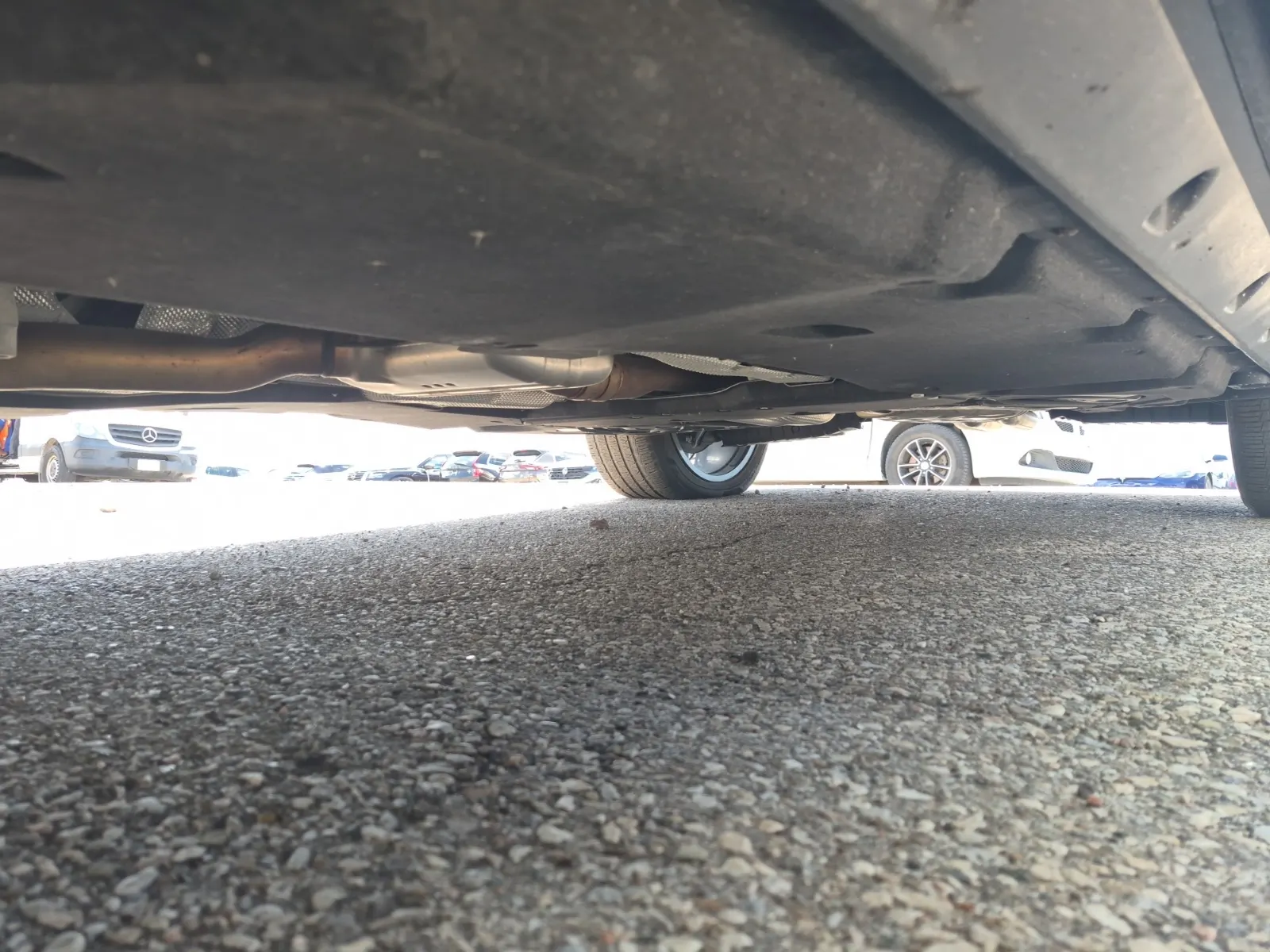 Undercarriage - Driver Photo