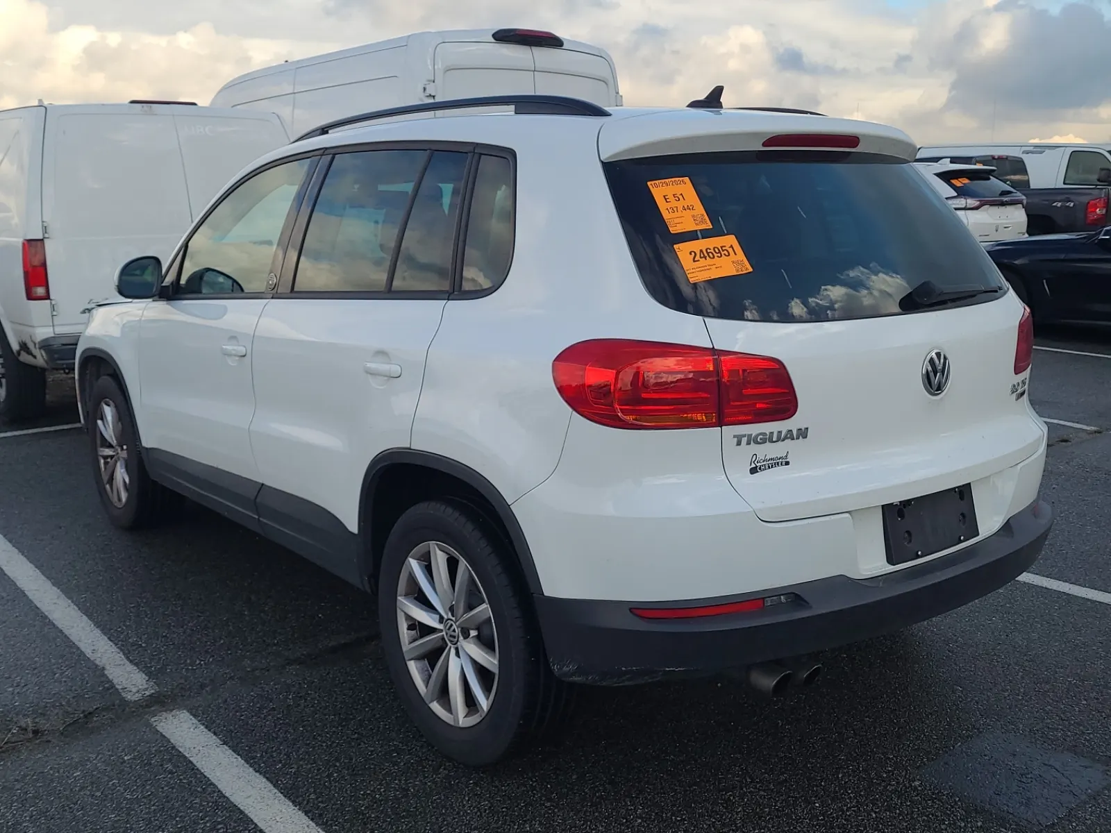 Driver Rear 3/4 Photo