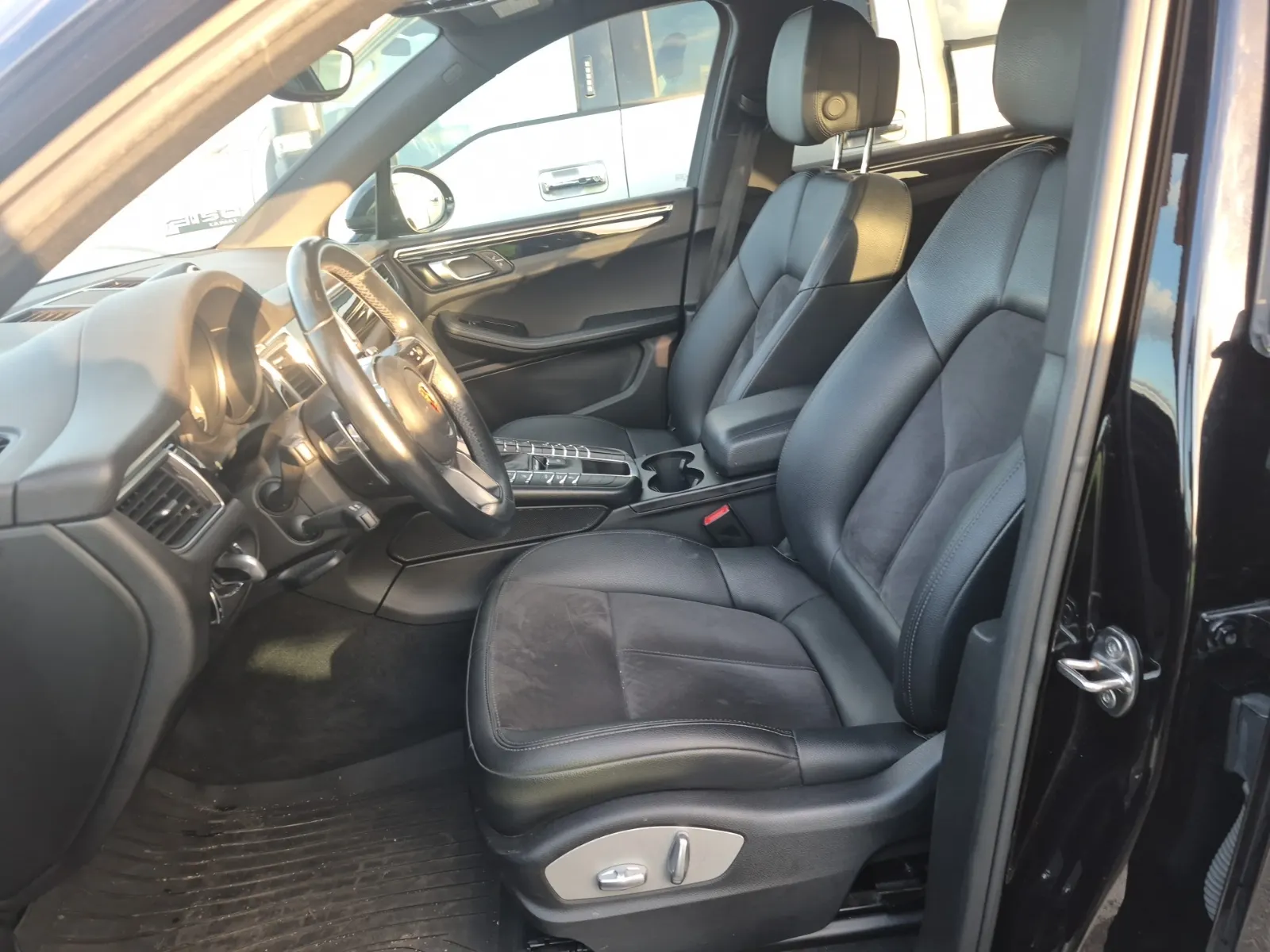 Front Interior Photo