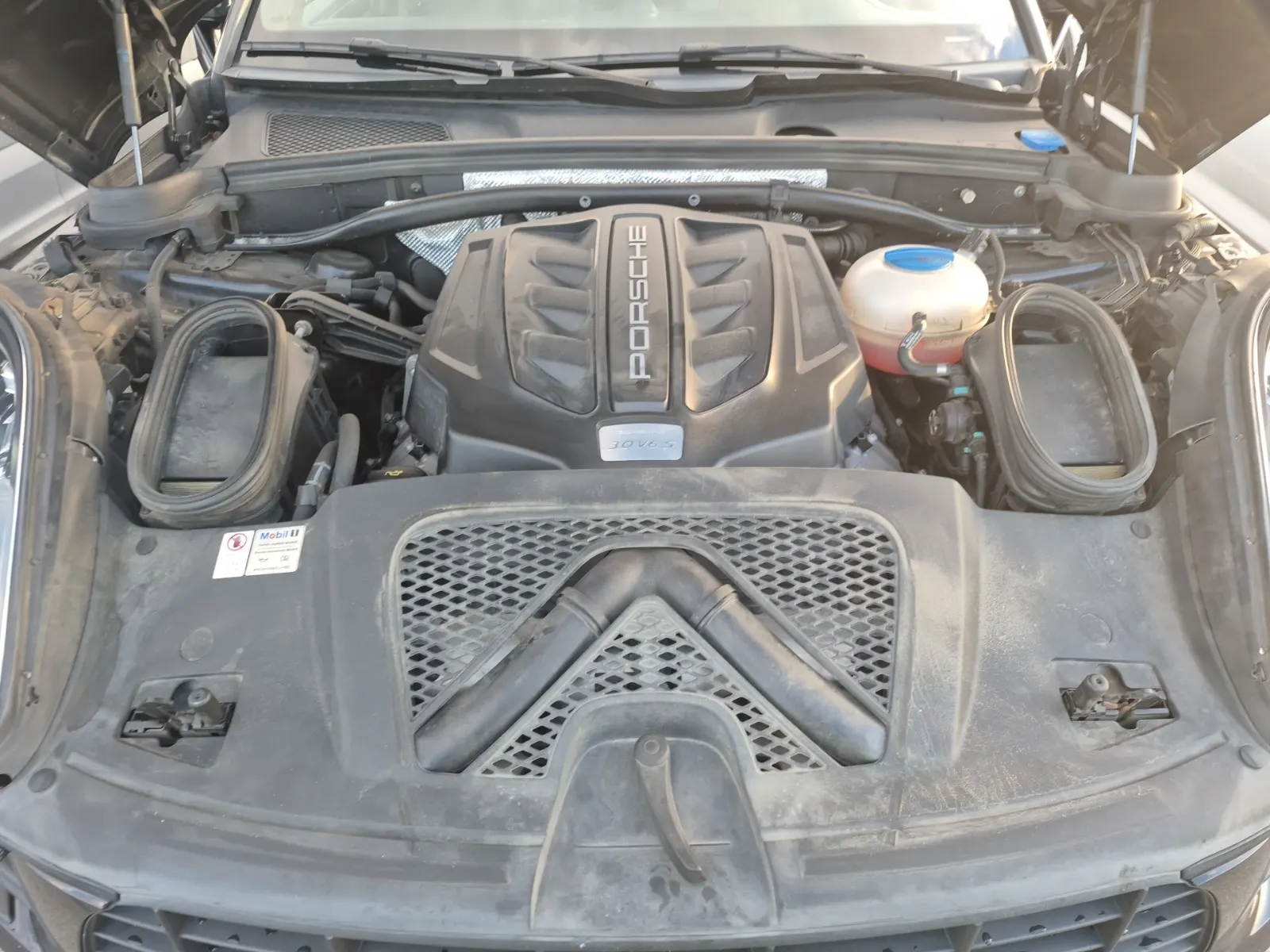 Engine Photo