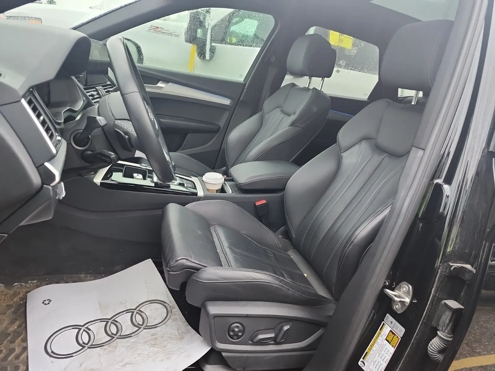 Front Interior Photo