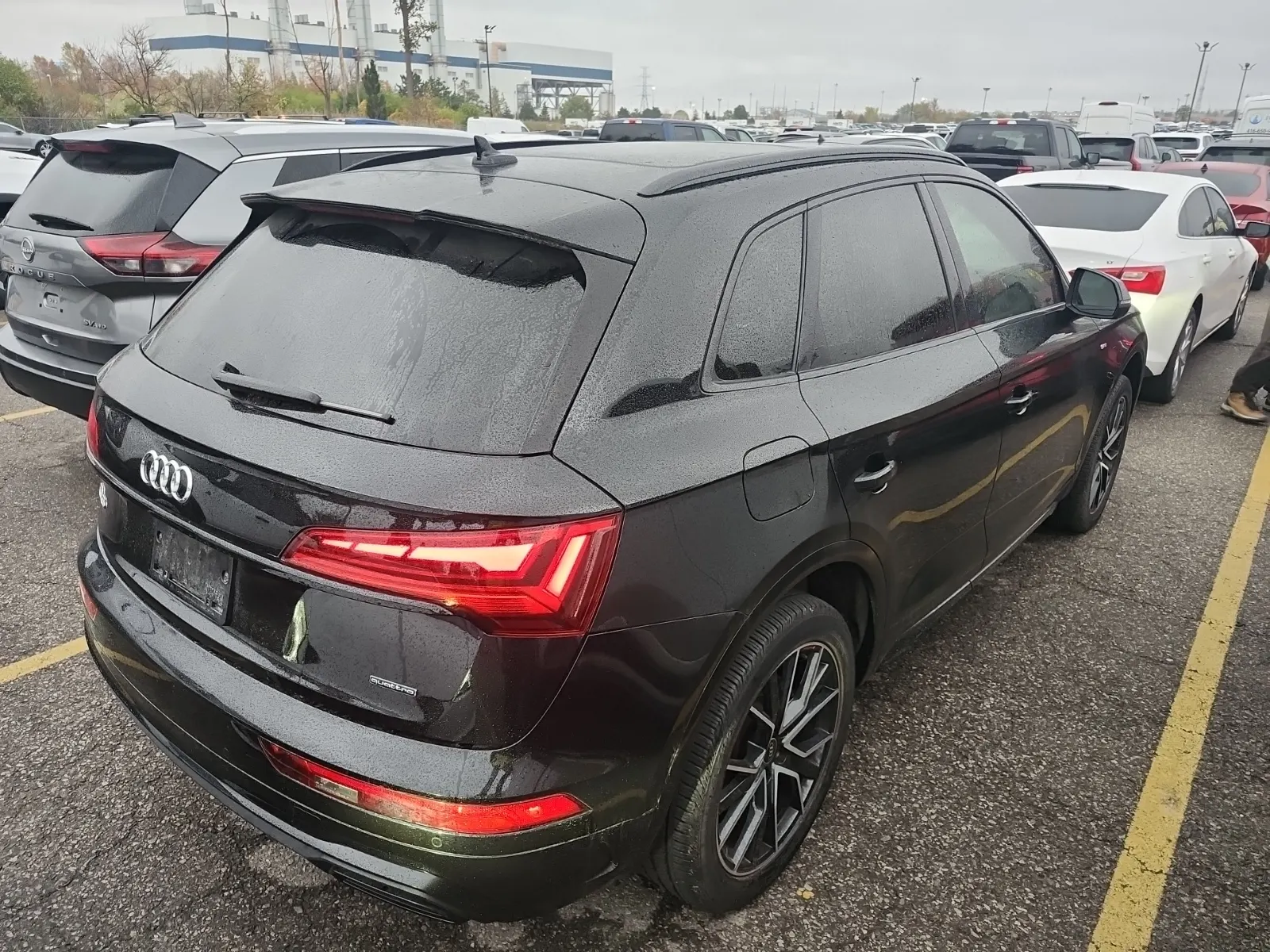 Passenger Rear 3/4 Photo