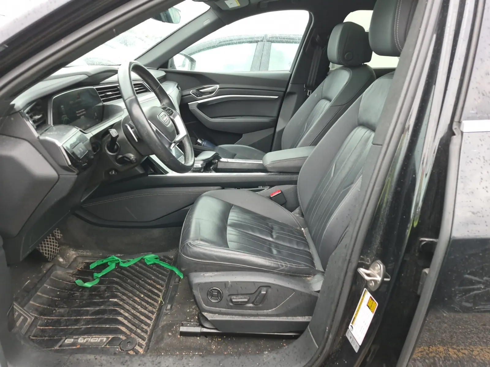Front Interior Photo