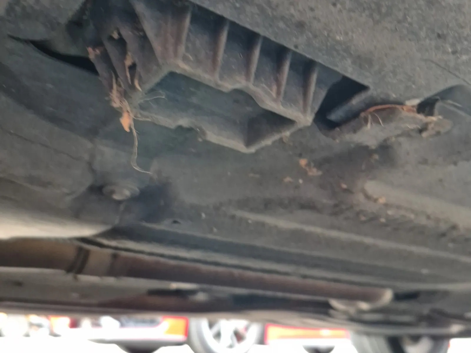 Undercarriage - Driver Photo
