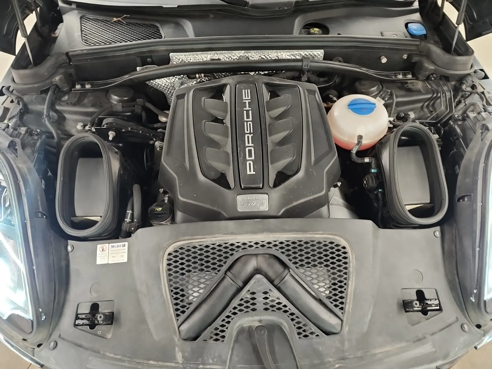 Engine Photo