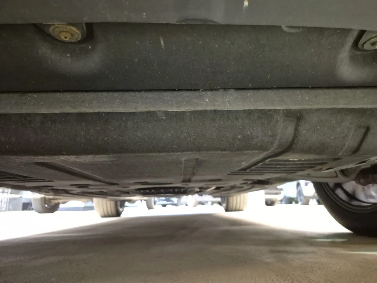 Undercarriage - Front Photo