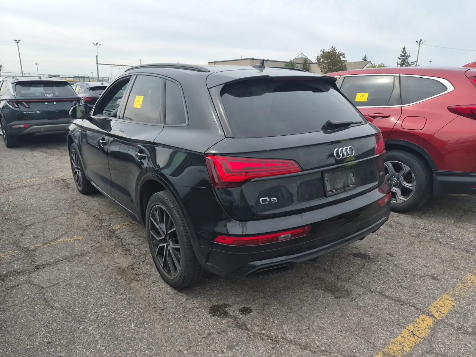 Driver Rear 3/4 Photo