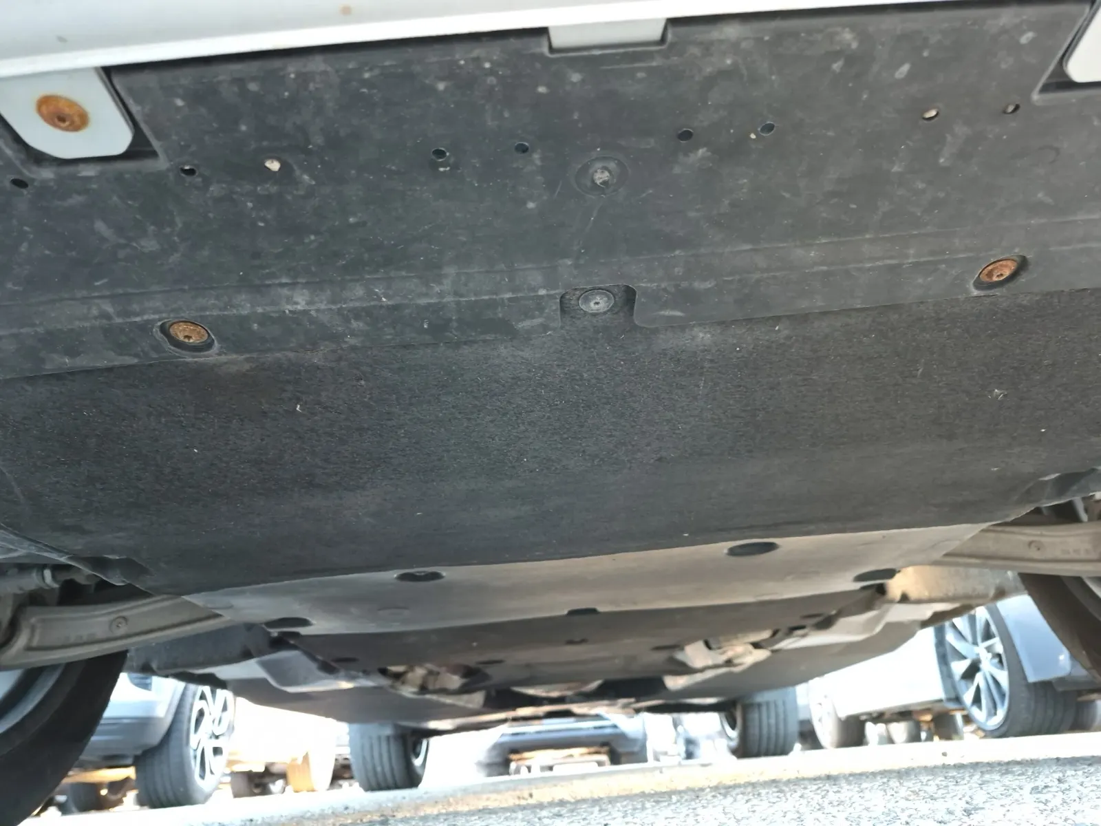 Undercarriage - Front Photo