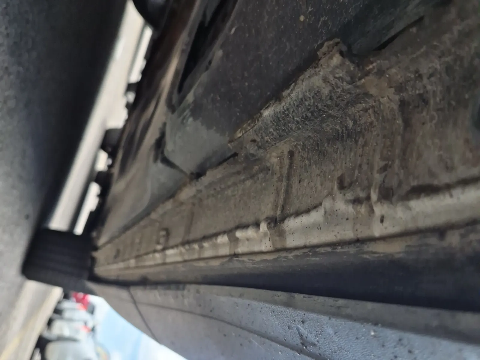 Undercarriage - Passenger Photo