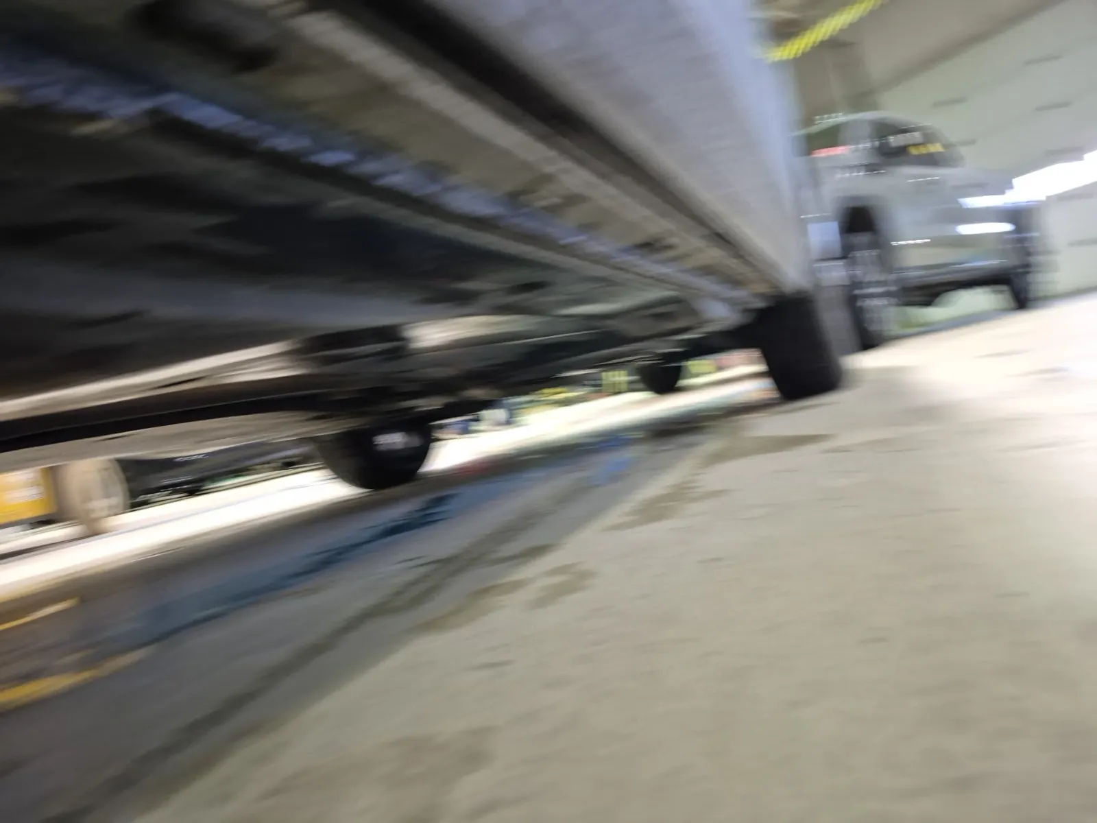 Undercarriage - Driver Photo
