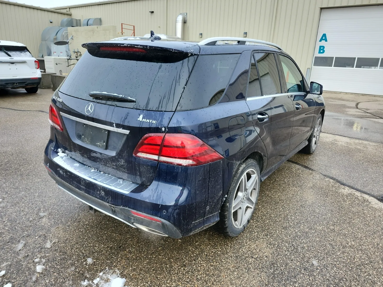 Passenger Rear 3/4 Photo