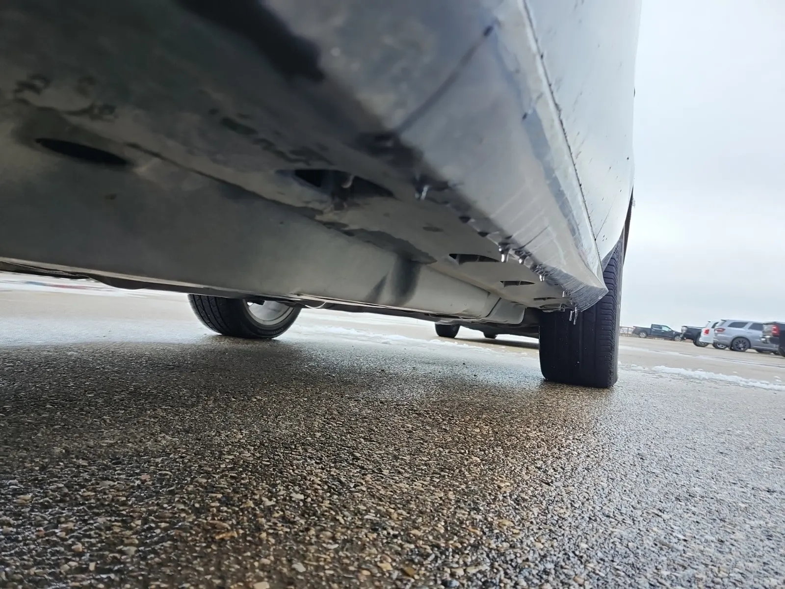 Undercarriage - Driver Photo