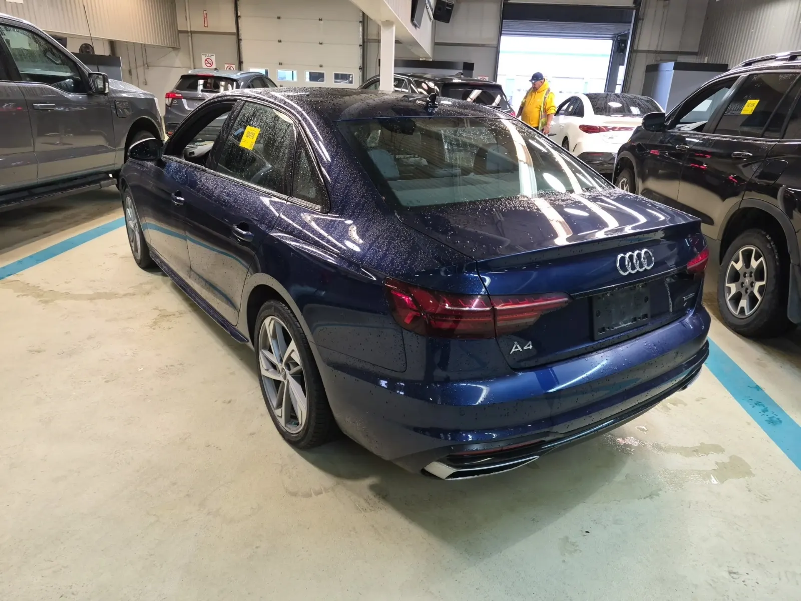 Driver Rear 3/4 Photo