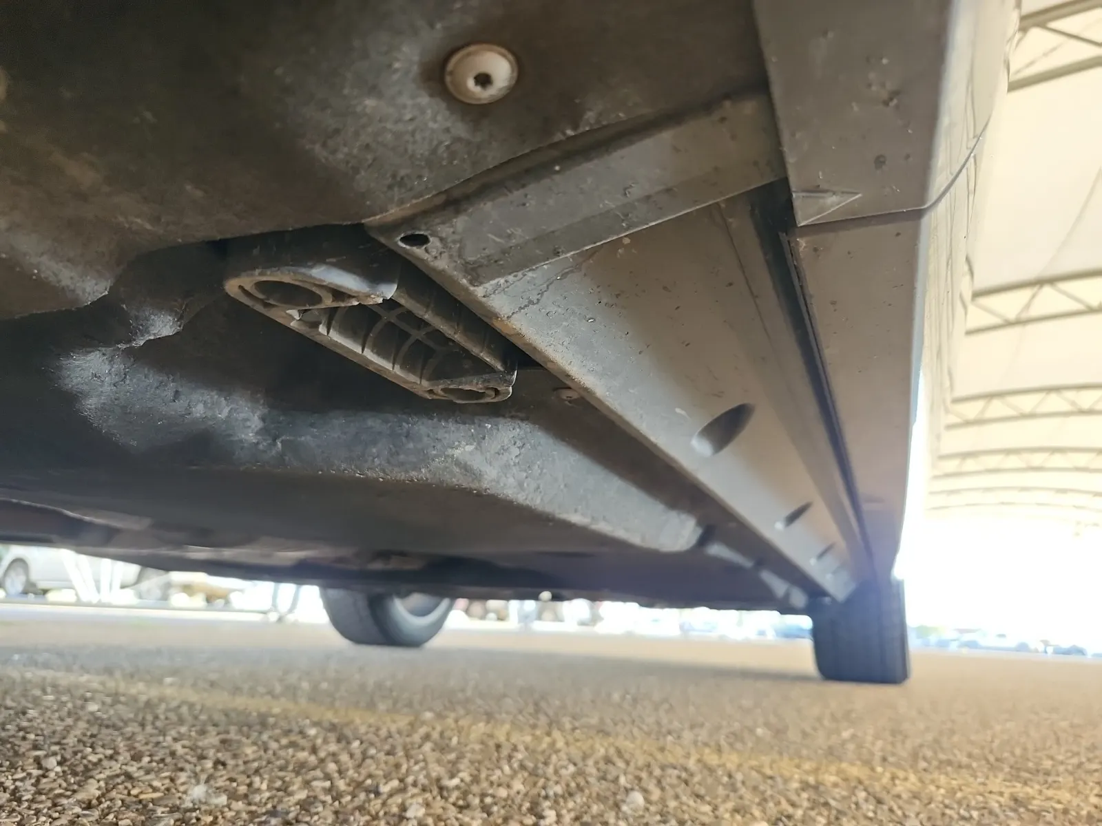 Undercarriage - Driver Photo
