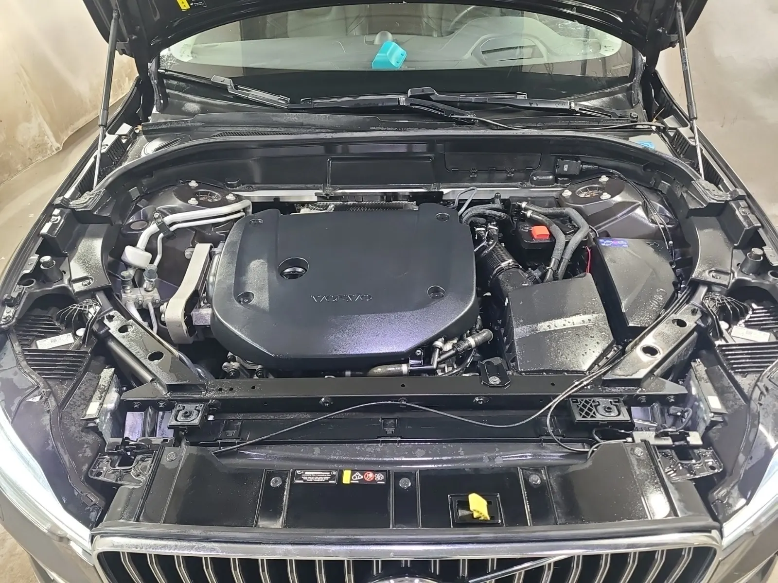 Engine Photo