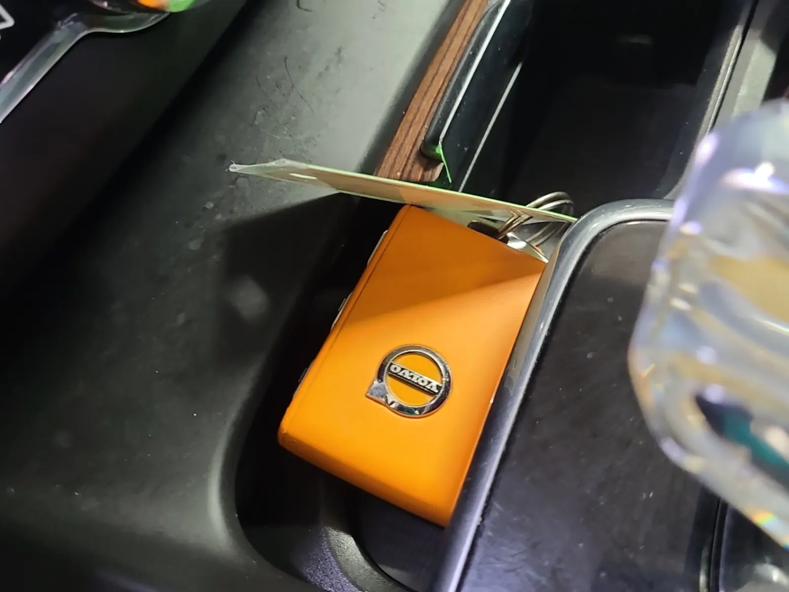 Keys/Fobs/Manual Photo
