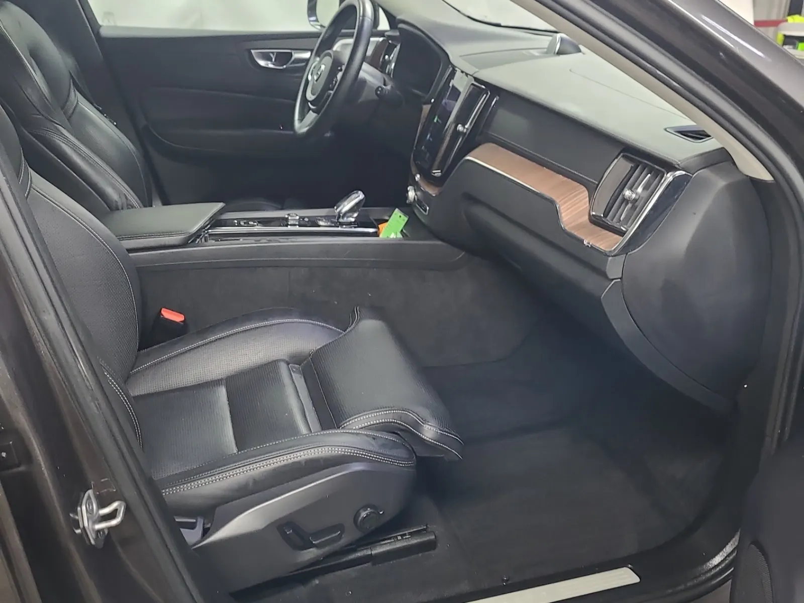 Right Side Interior Photo