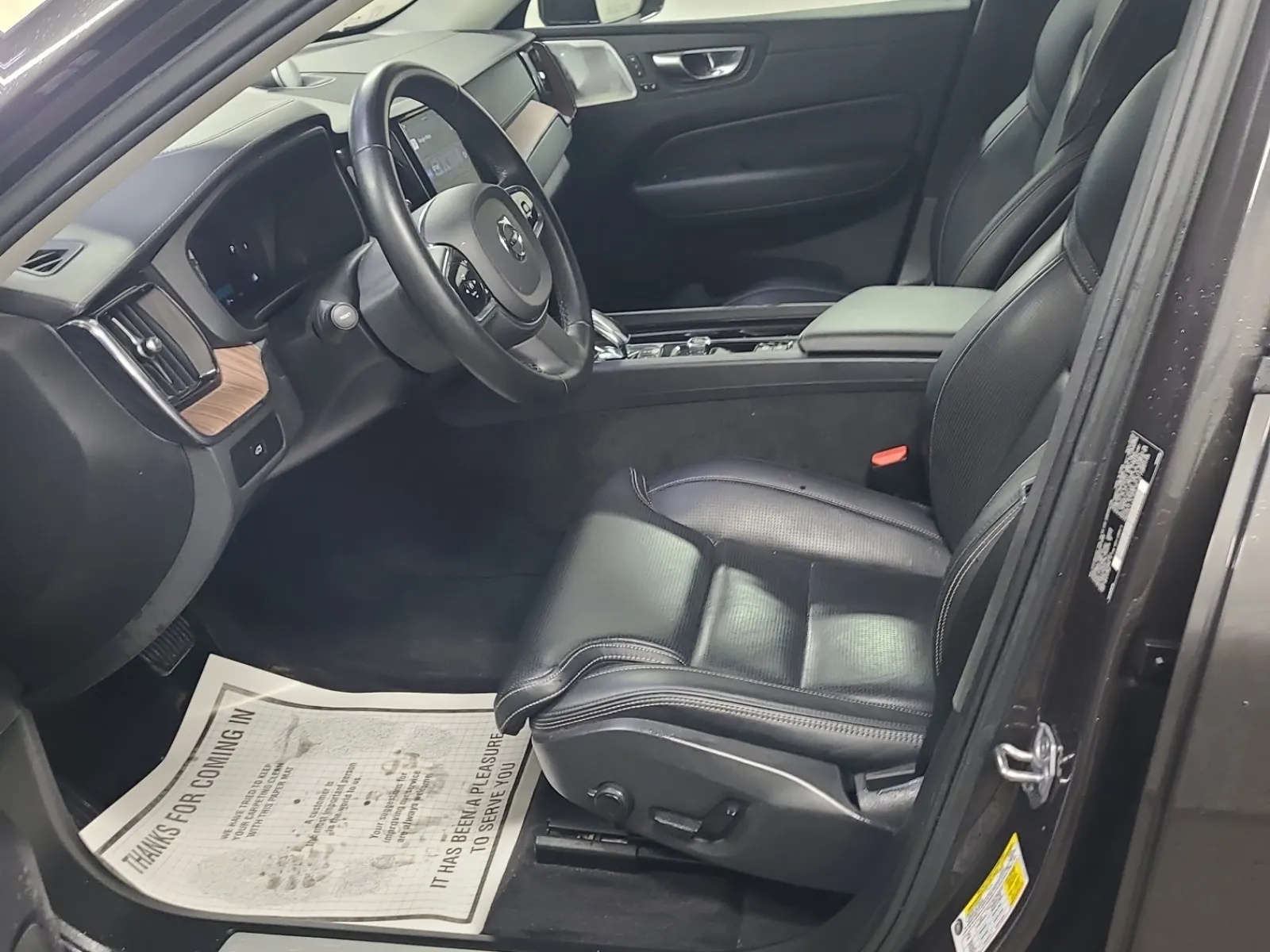 Front Interior Photo