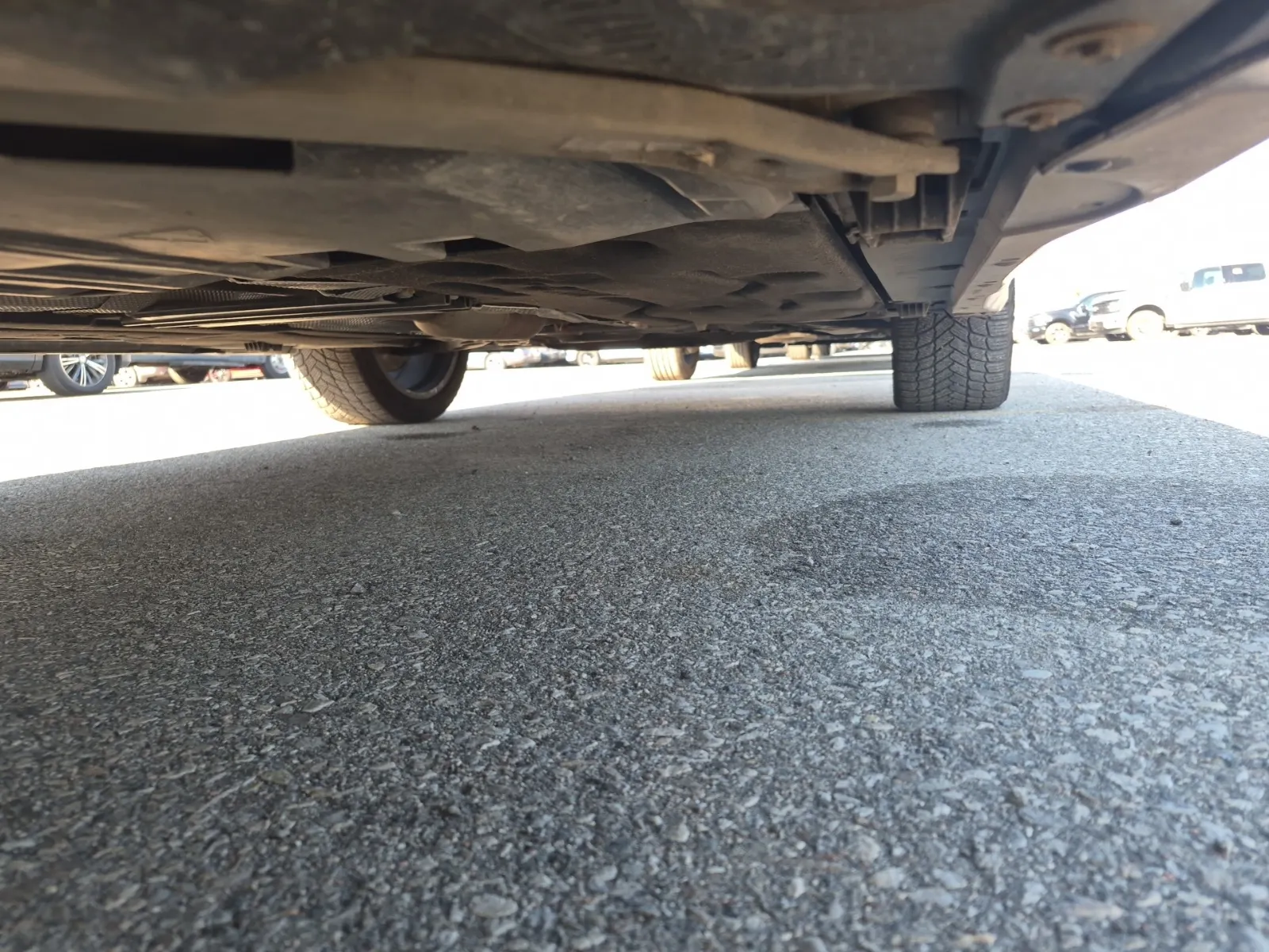 Undercarriage - Passenger Photo