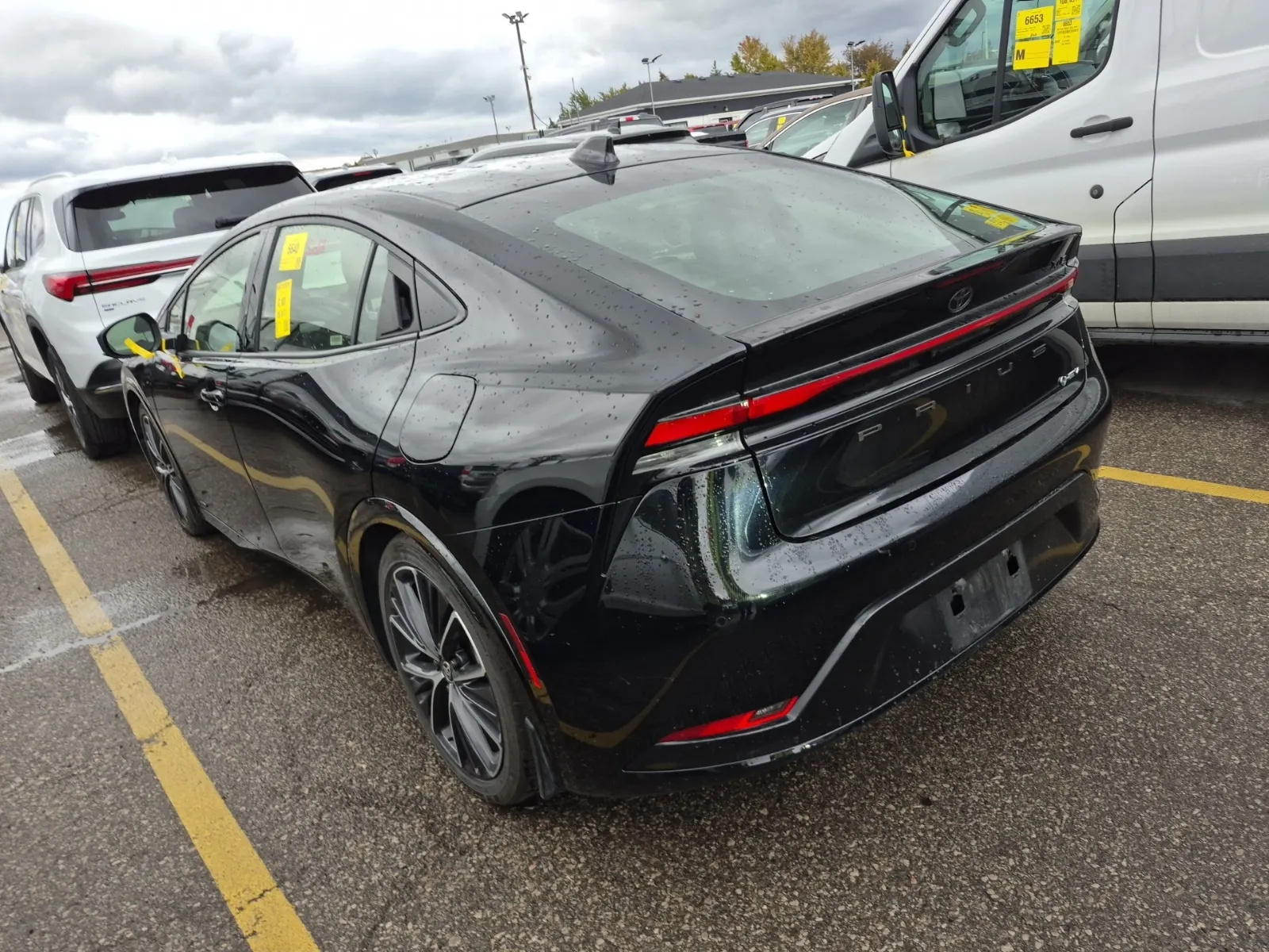 Driver Rear 3/4 Photo