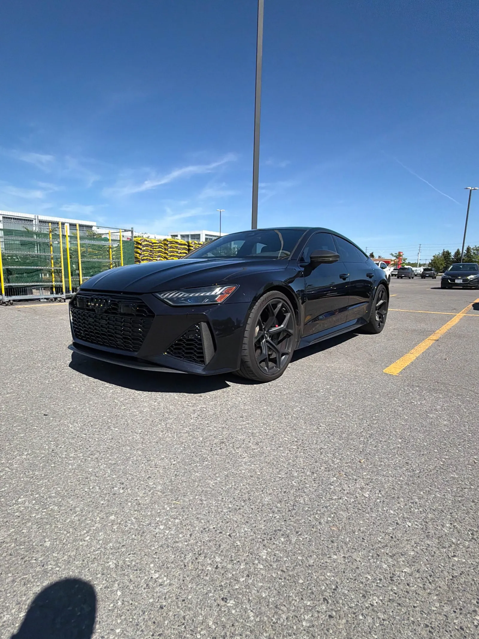 3/4 Front (Main image)