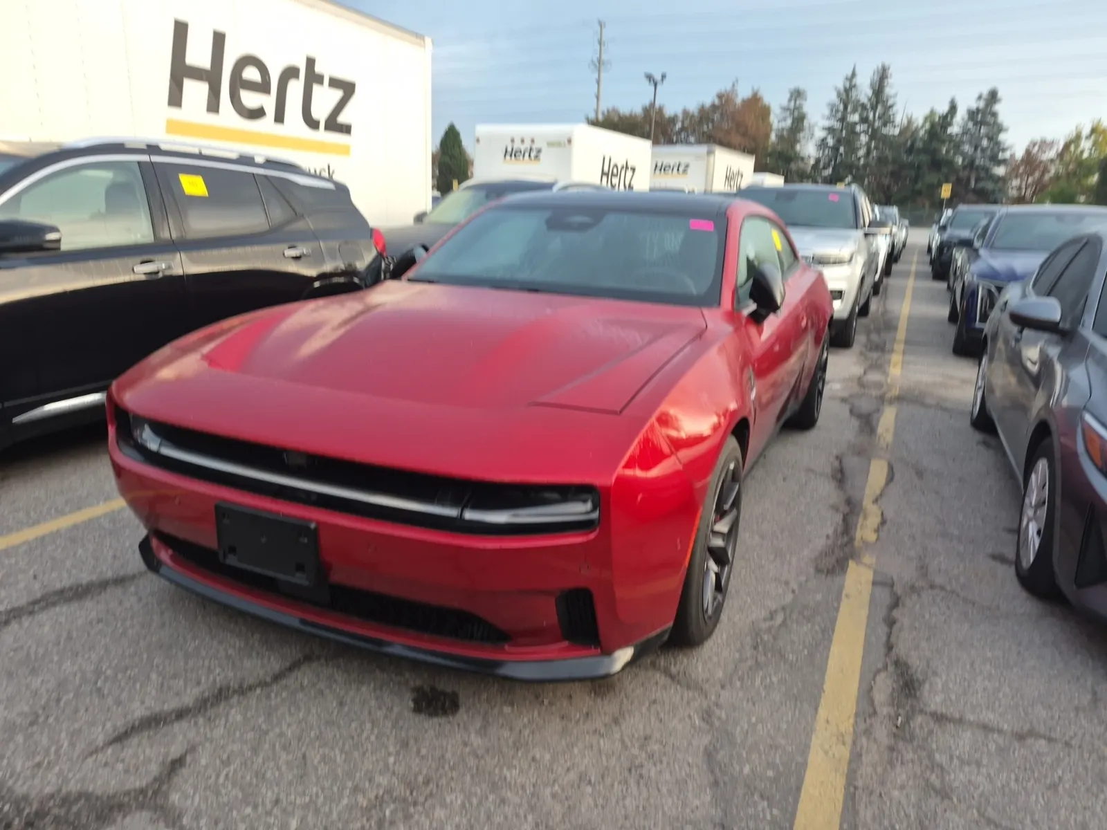 Front driver 3/4 photo