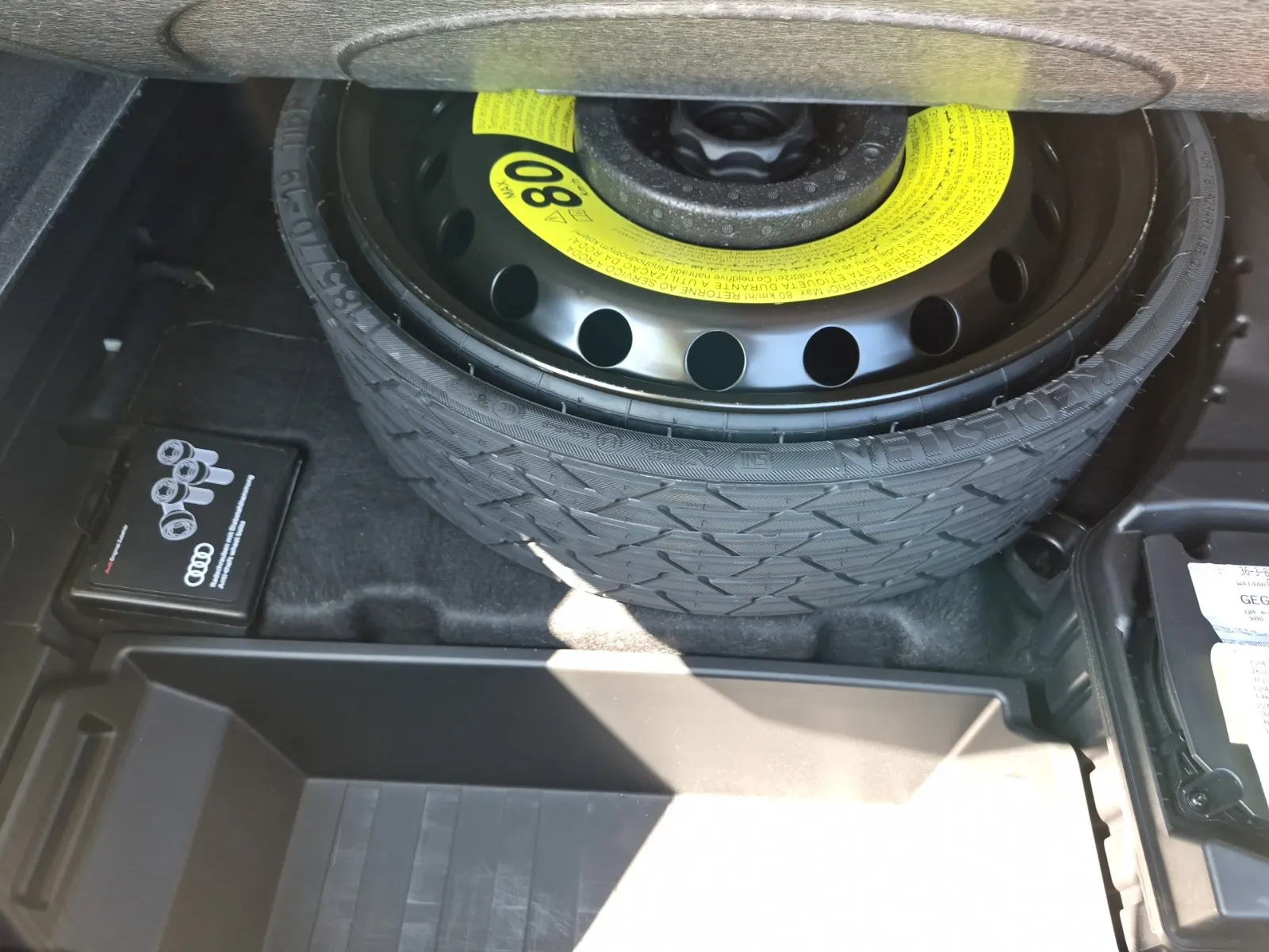 Spare Tire & Wheel Photo