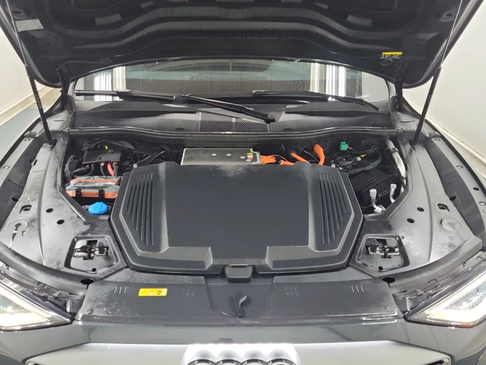 Engine Photo