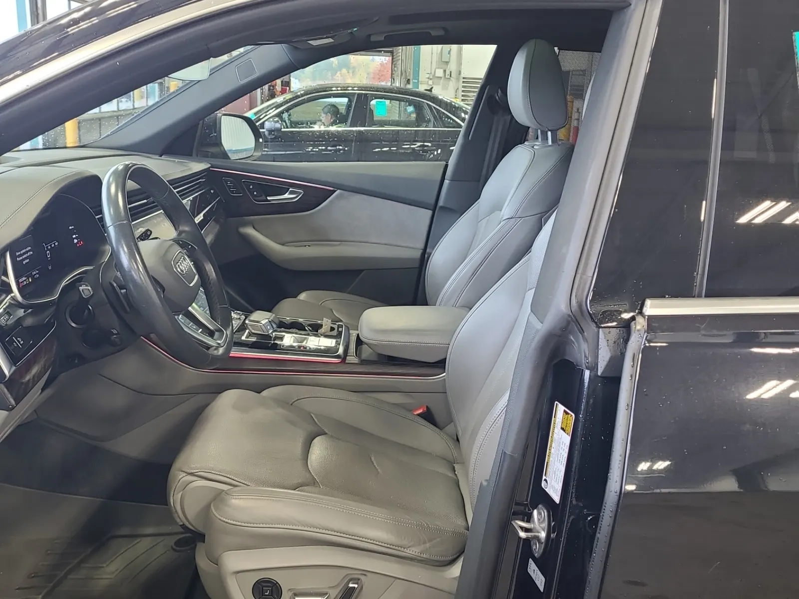 Front Interior Photo