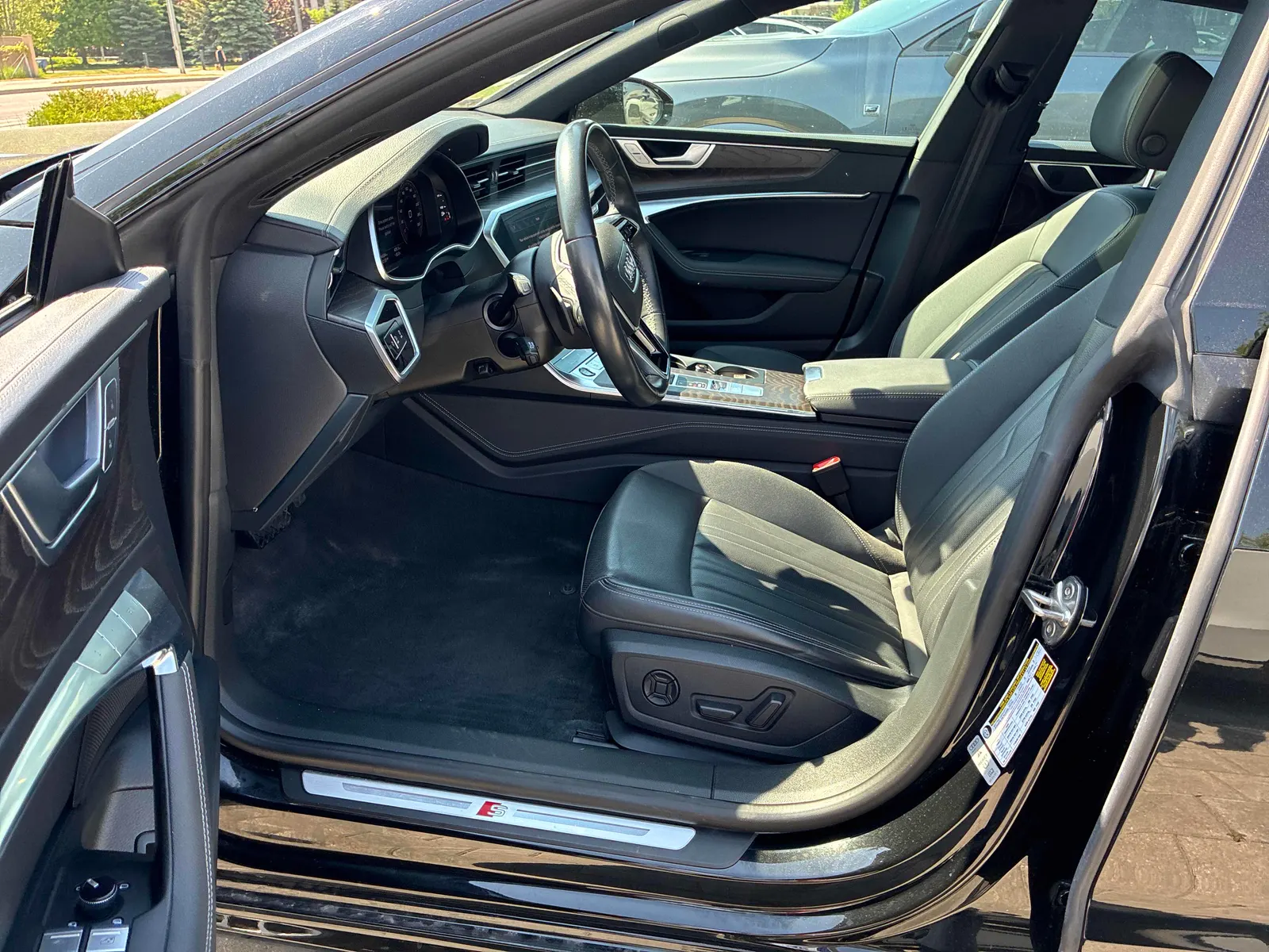 Interior driver side