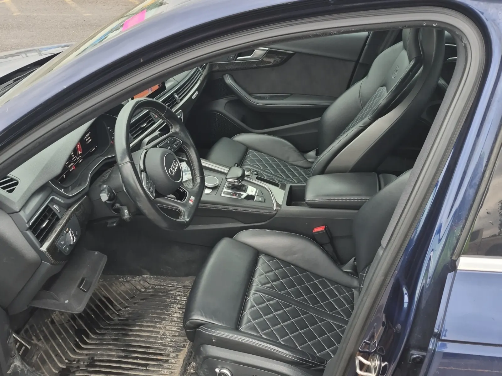 Front Interior Photo