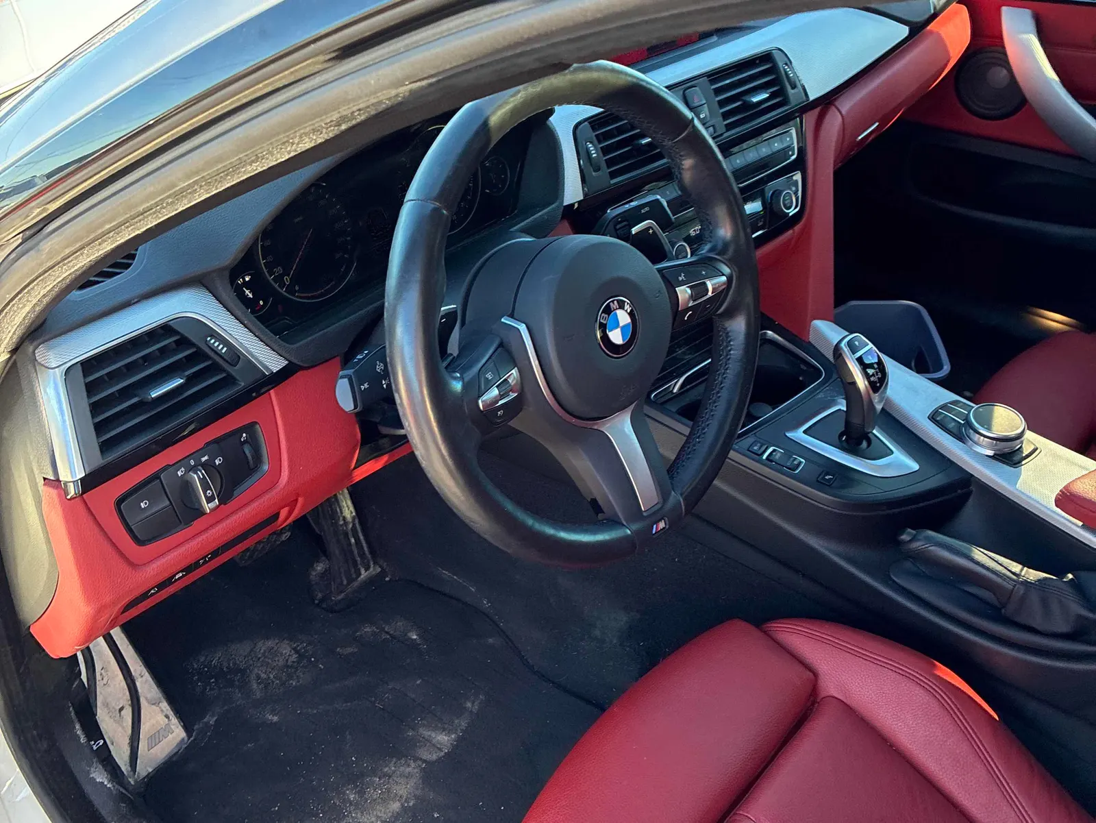 Interior driver side