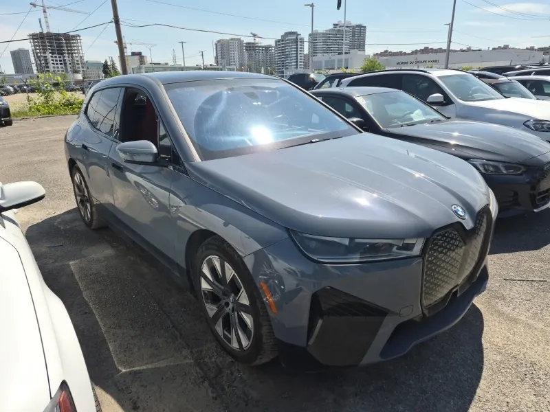 2022 BMW iX