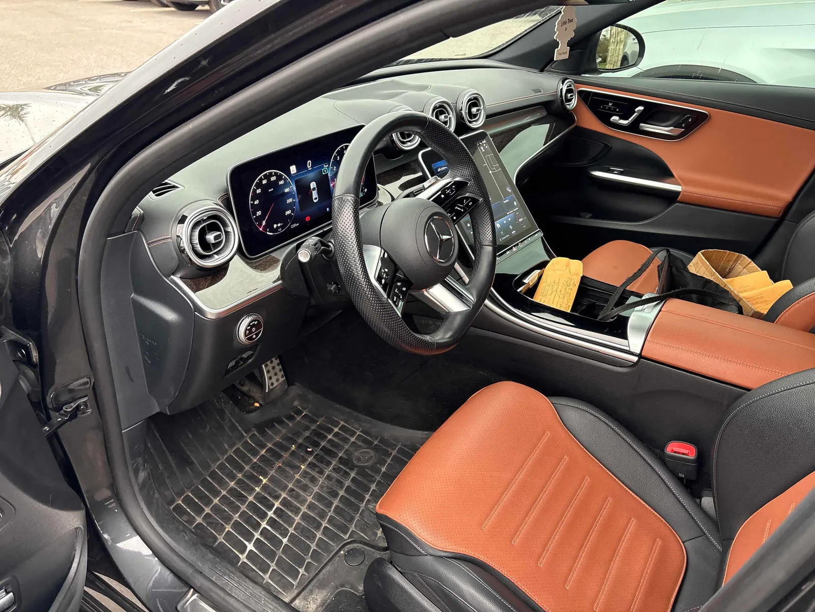 Interior driver side