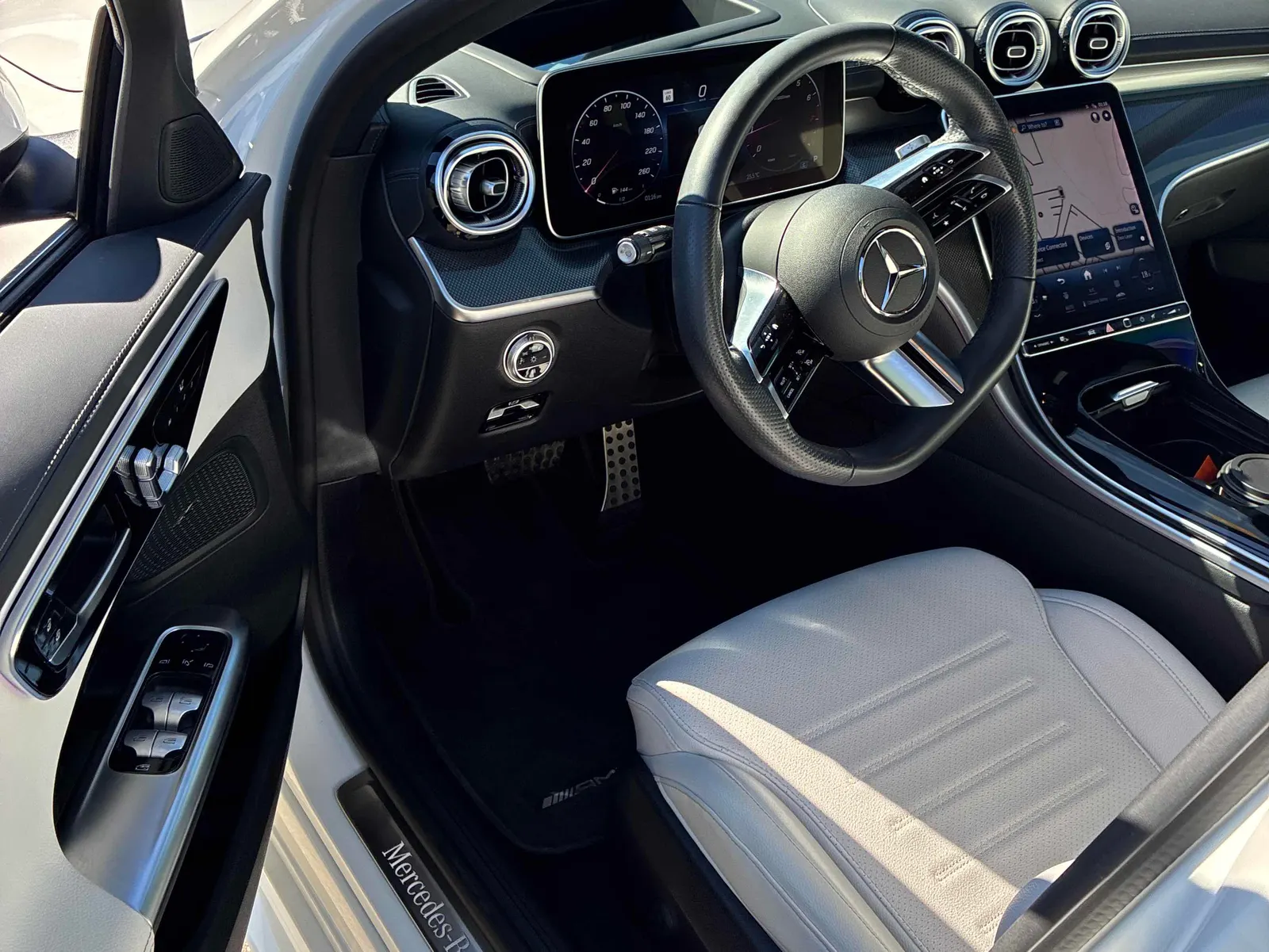 Interior driver side