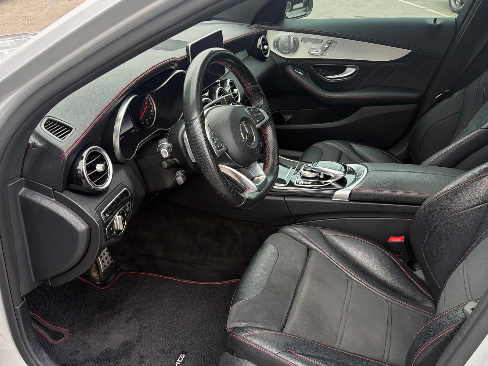 Interior driver side