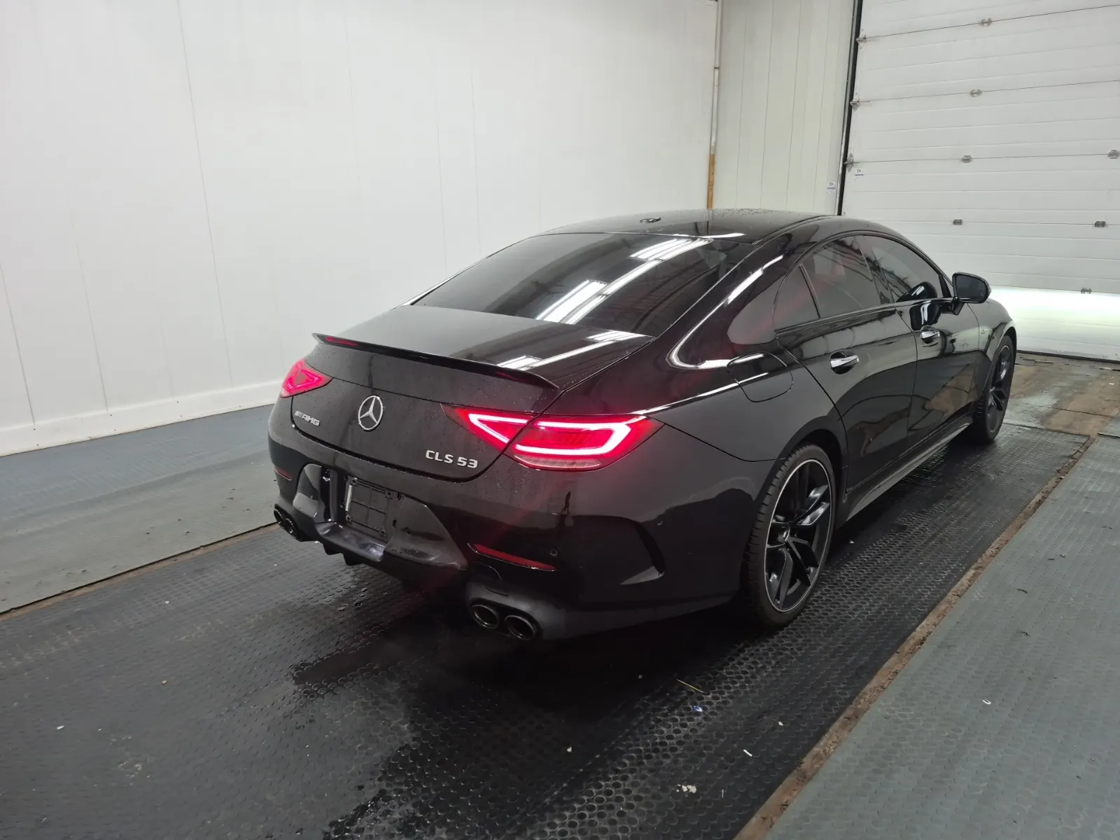 Passenger Rear 3/4 Photo