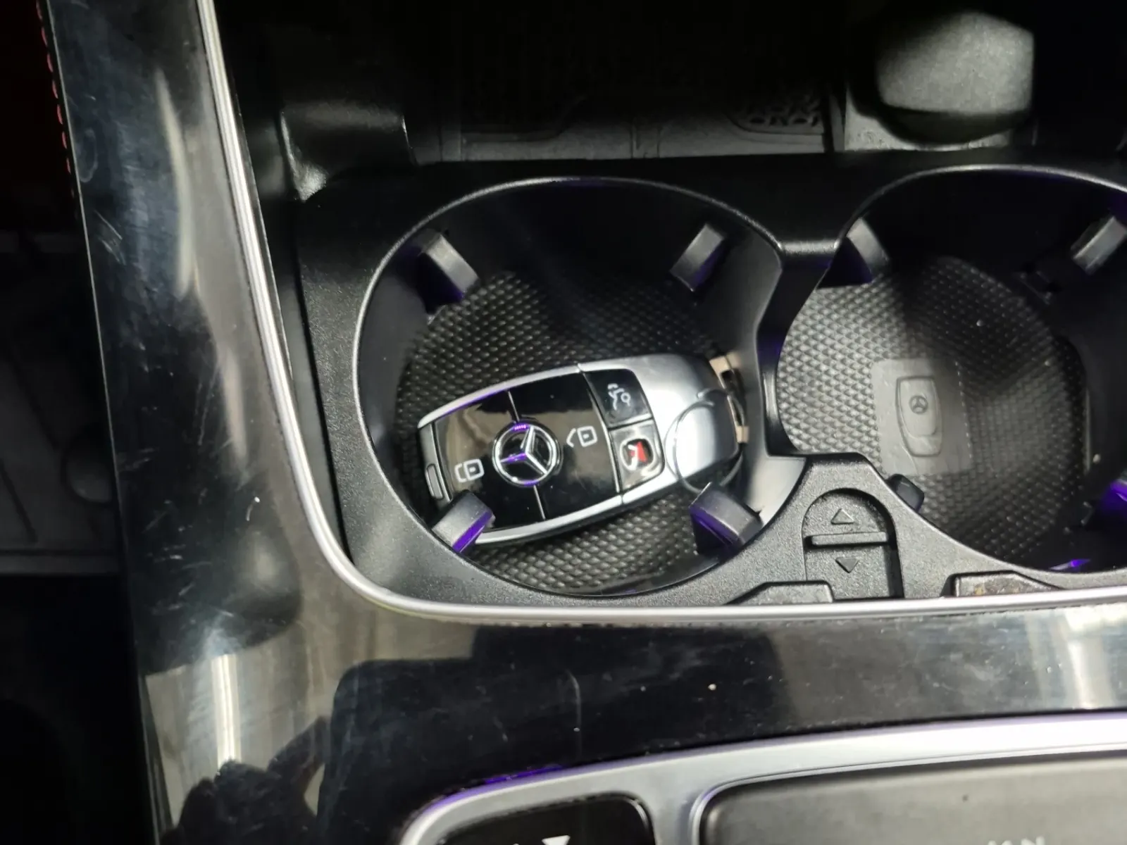Keys/Fobs/Manual Photo
