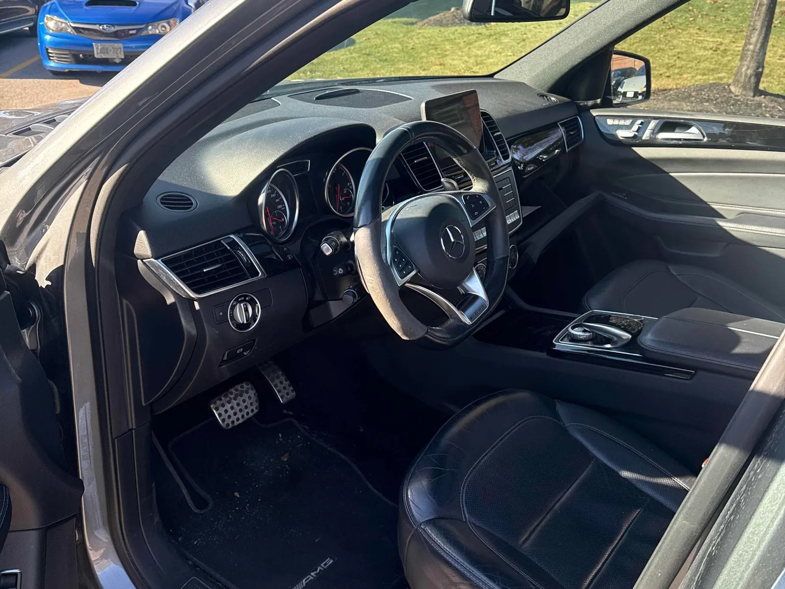 Interior driver side