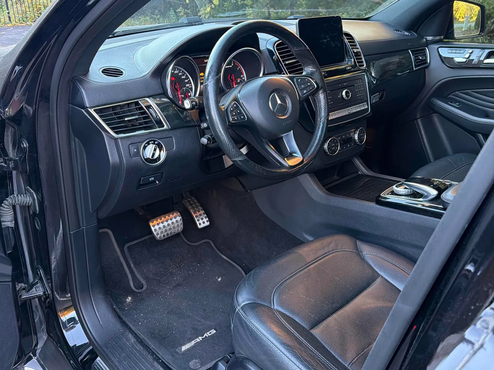 Interior driver side