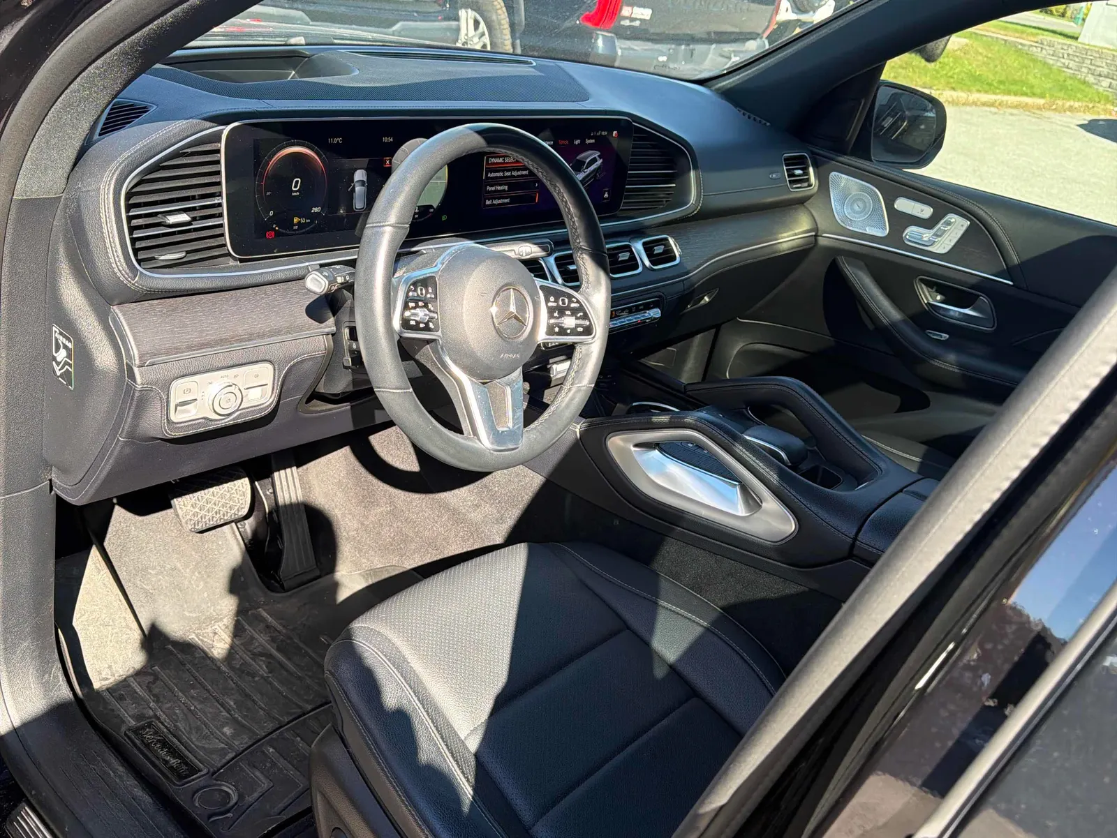 Interior driver side