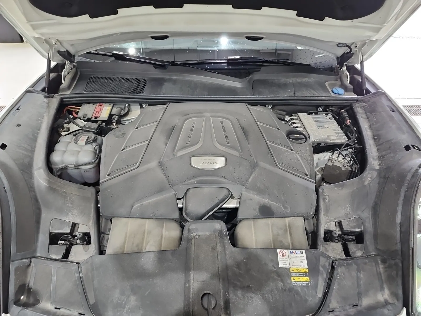 Engine Photo